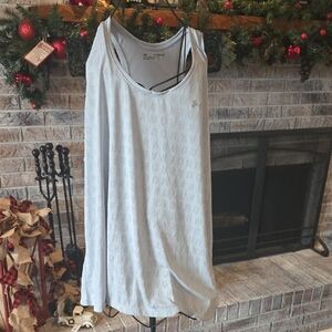 Under Armour Light Gray Chemise